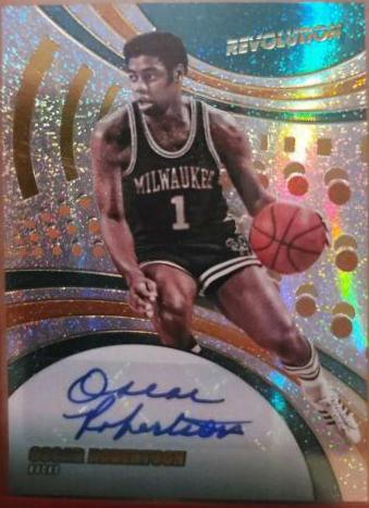 Oscar Robertson Basketball Cards 2020 Panini Revolution Autographs