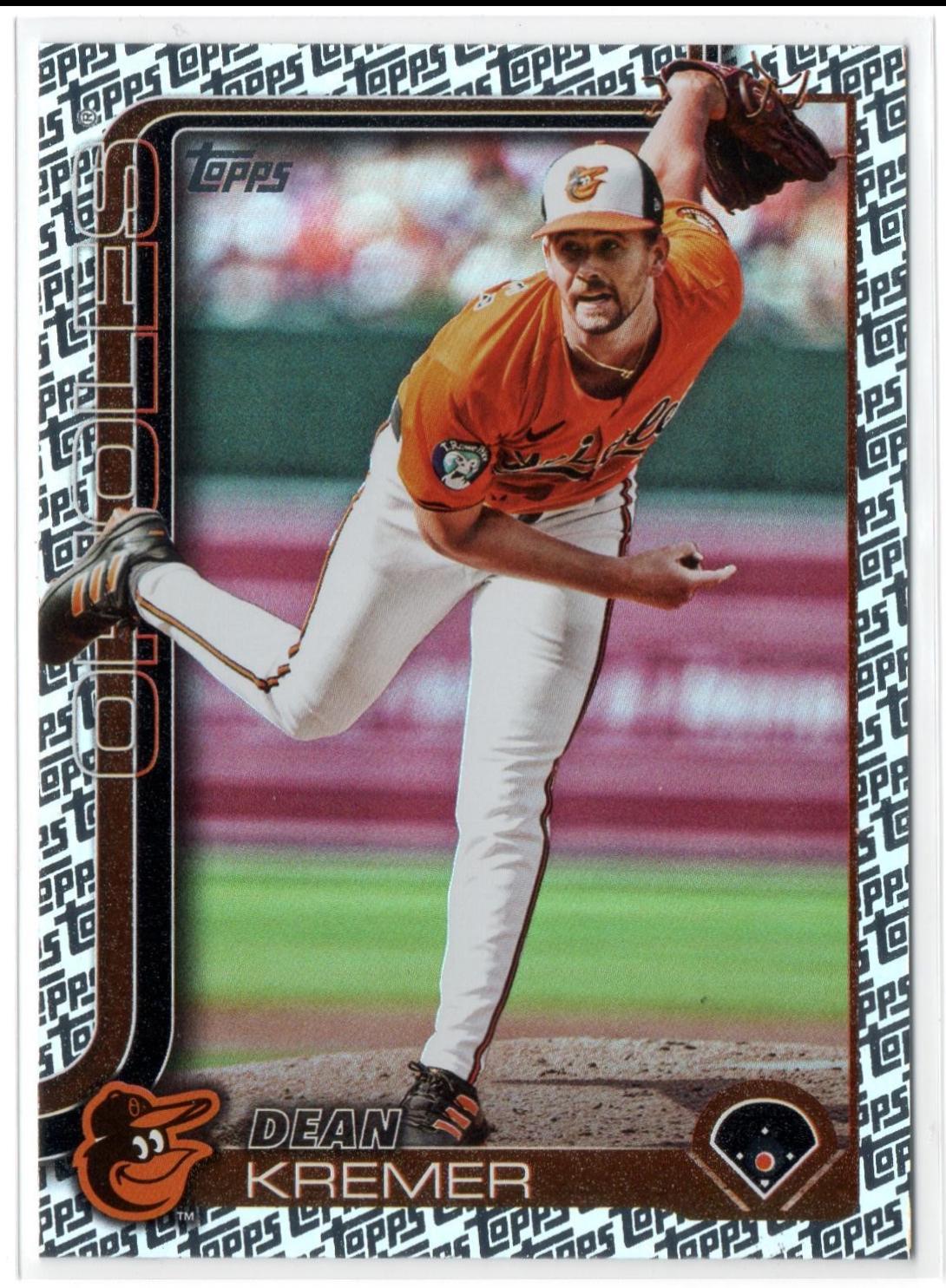Dean Kremer [Topps Foil Pattern] #563