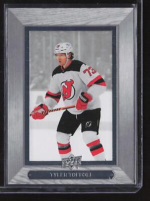 Tyler Toffoli #BH-16 Hockey Cards 2023 Upper Deck Beehive
