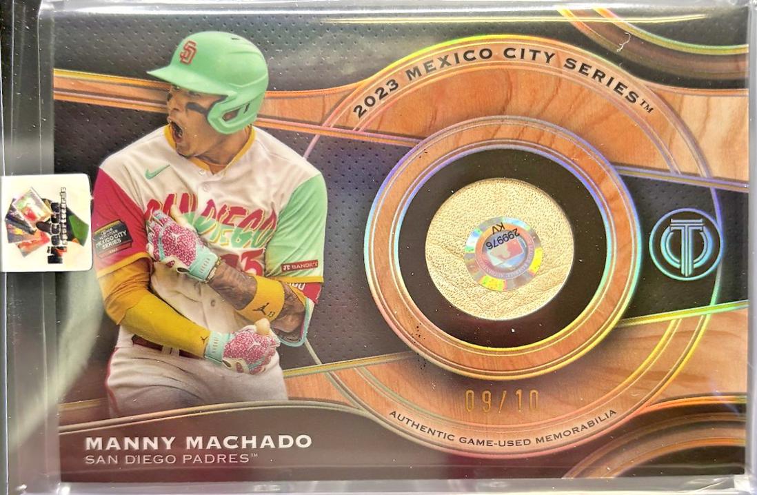 Manny Machado #MRB-MAN Baseball Cards 2025 Topps Tribute Milestone Relic