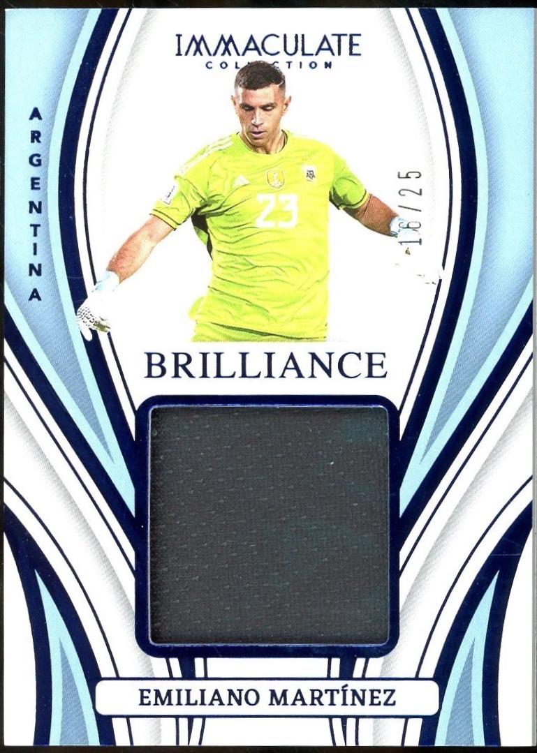 Emiliano Martinez #18 Soccer Cards 2023 Panini Immaculate Brilliance