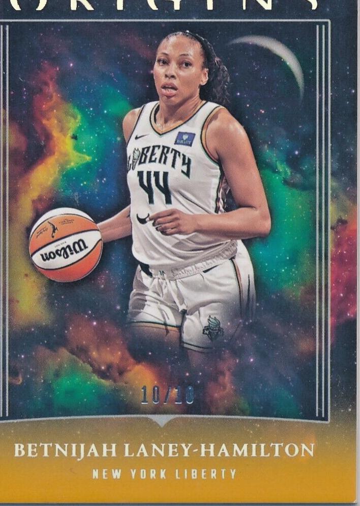 Betnijah Laney-Hamilton [Gold] #9