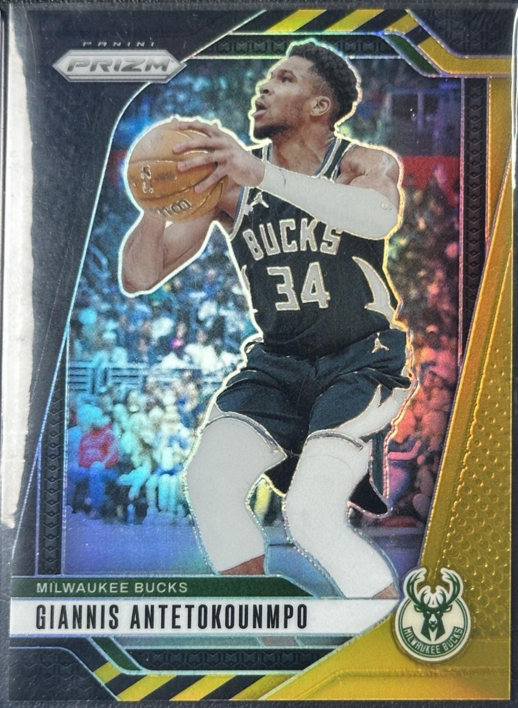 Giannis Antetokounmpo [Black Gold] #85