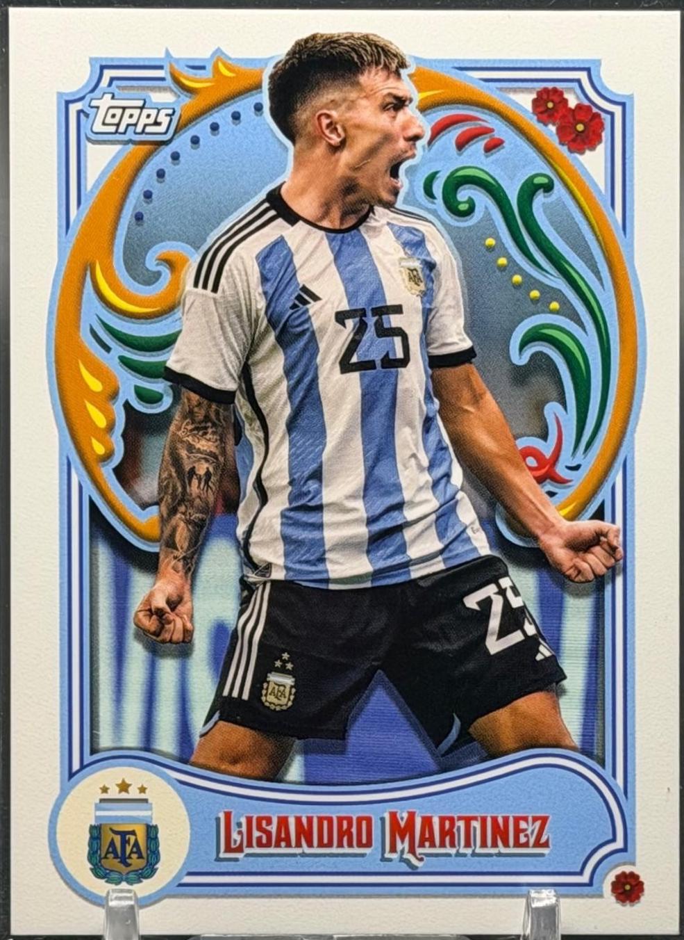 Lisandro Martinez #9 2023 Topps Argentina Fileteado Soccer