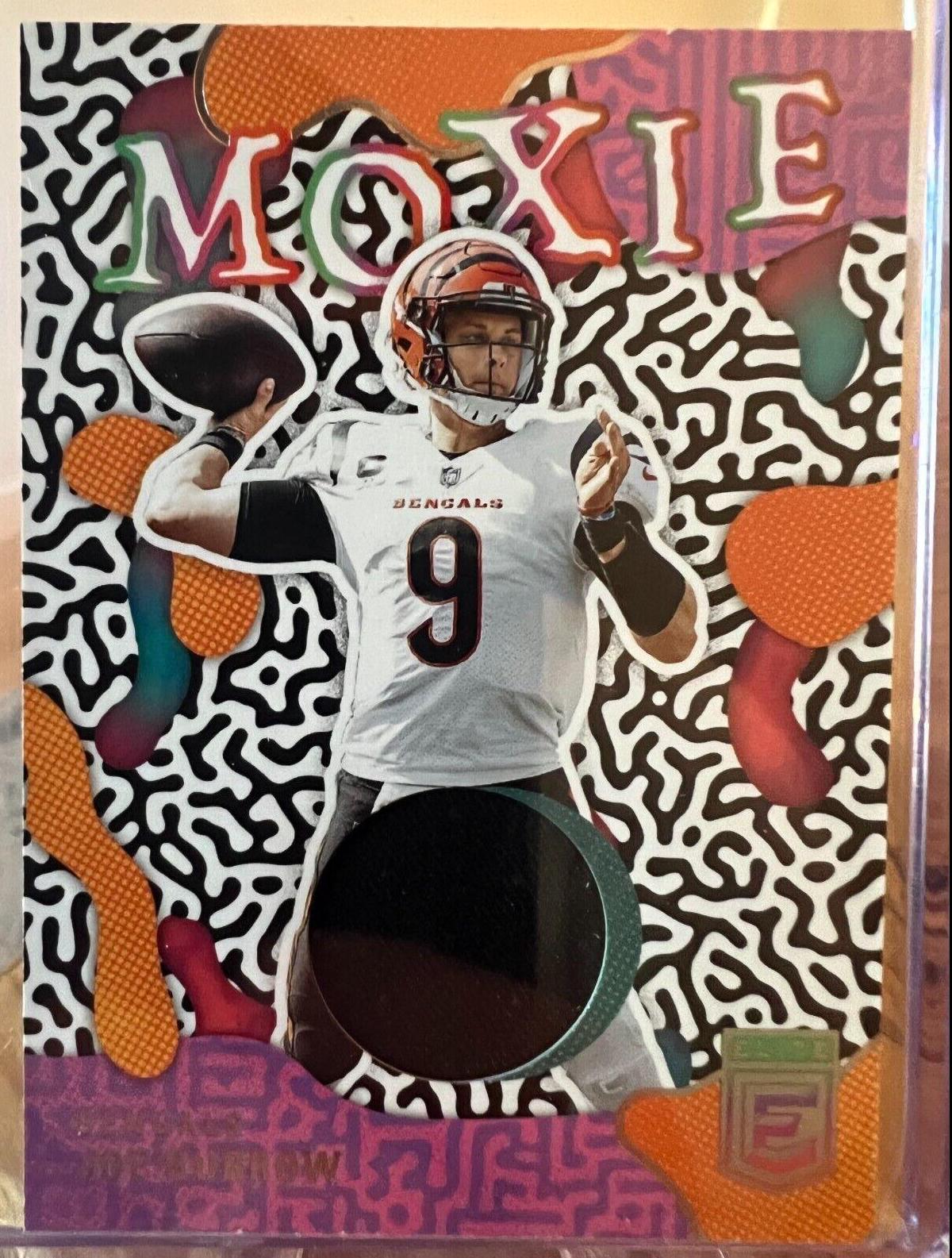 Joe Burrow #MO-25 Football Cards 2022 Panini Donruss Elite Moxie