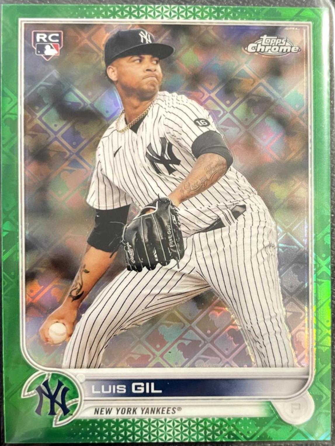 Luis Gil [Green] #10 Baseball Cards 2022 Topps Chrome Logofractor