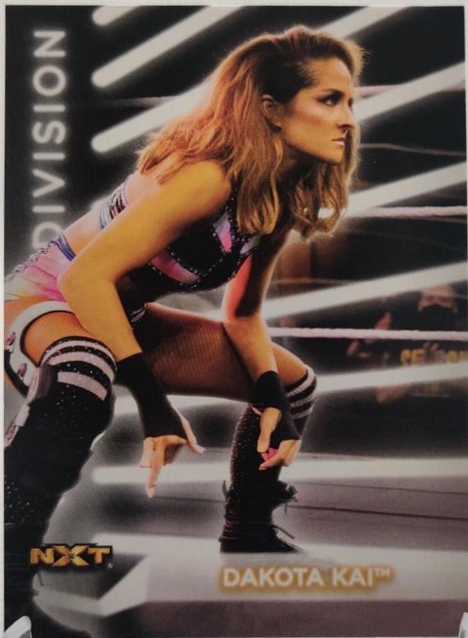 Dakota Kai #R-30 Wrestling Cards 2021 Topps WWE Women’s Division Roster