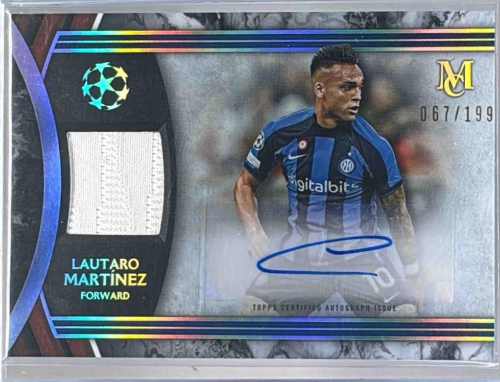 Lautaro Martinez #MAR-LA 2024 Topps Museum UEFA Autographed Relics