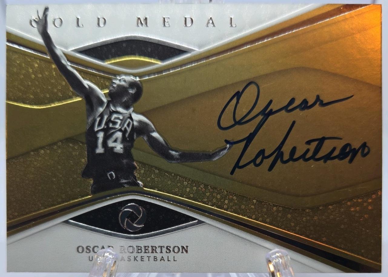 Oscar Robertson #3 2019 Panini Opulence Gold Medal Autograph Basketball