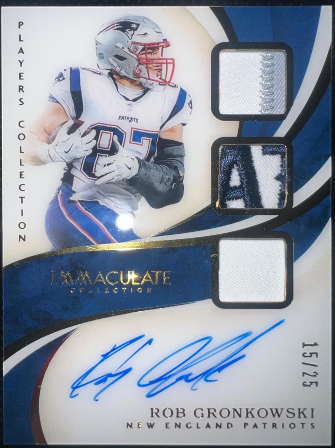 Rob Gronkowski #PCA-RGR Football Cards 2019 Panini Immacculate Collection Players Collection Jersey Autograph