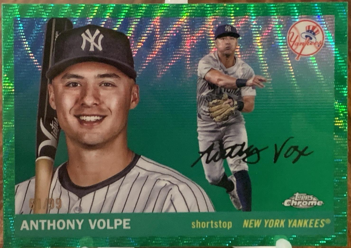 Vinnie Pasquantino [Green Wave Refractor] (2026 Topps Chrome)