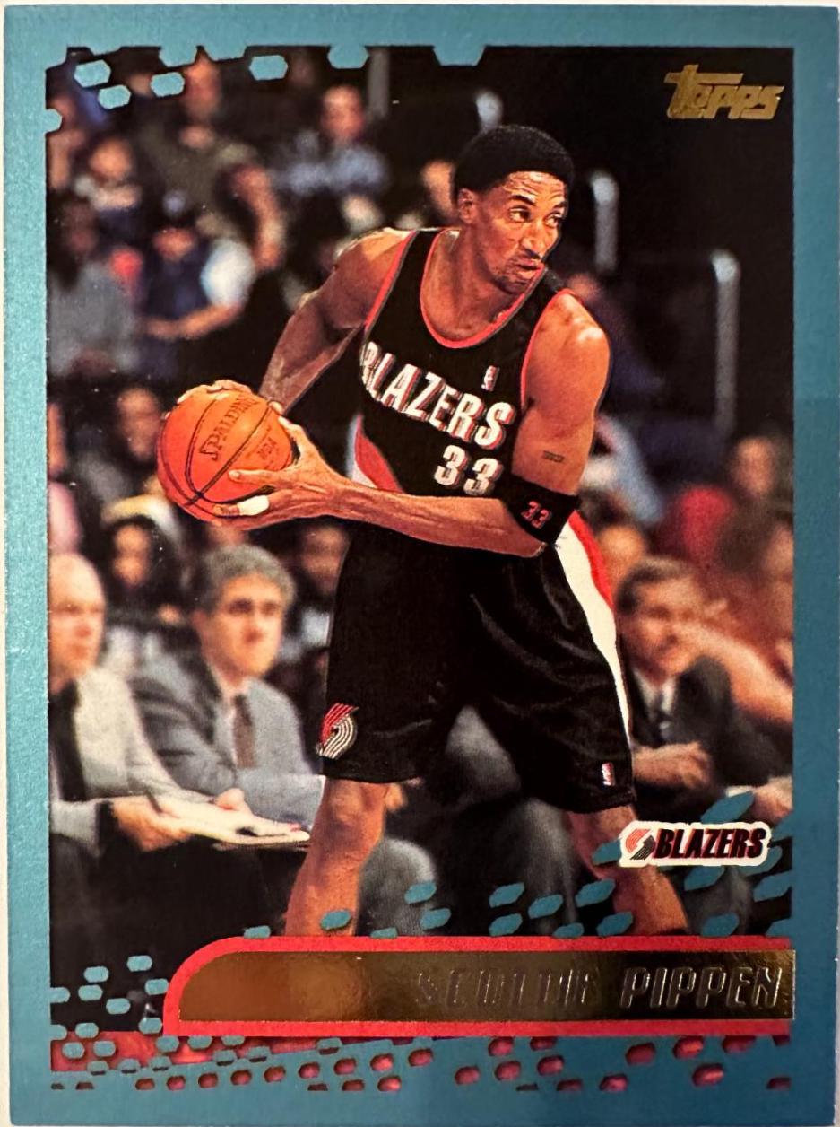 Scottie Pippen #39 Basketball Cards 2001 Topps