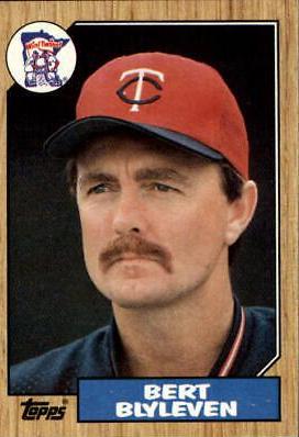 Bert Blyleven #25 Baseball Cards 1987 Topps