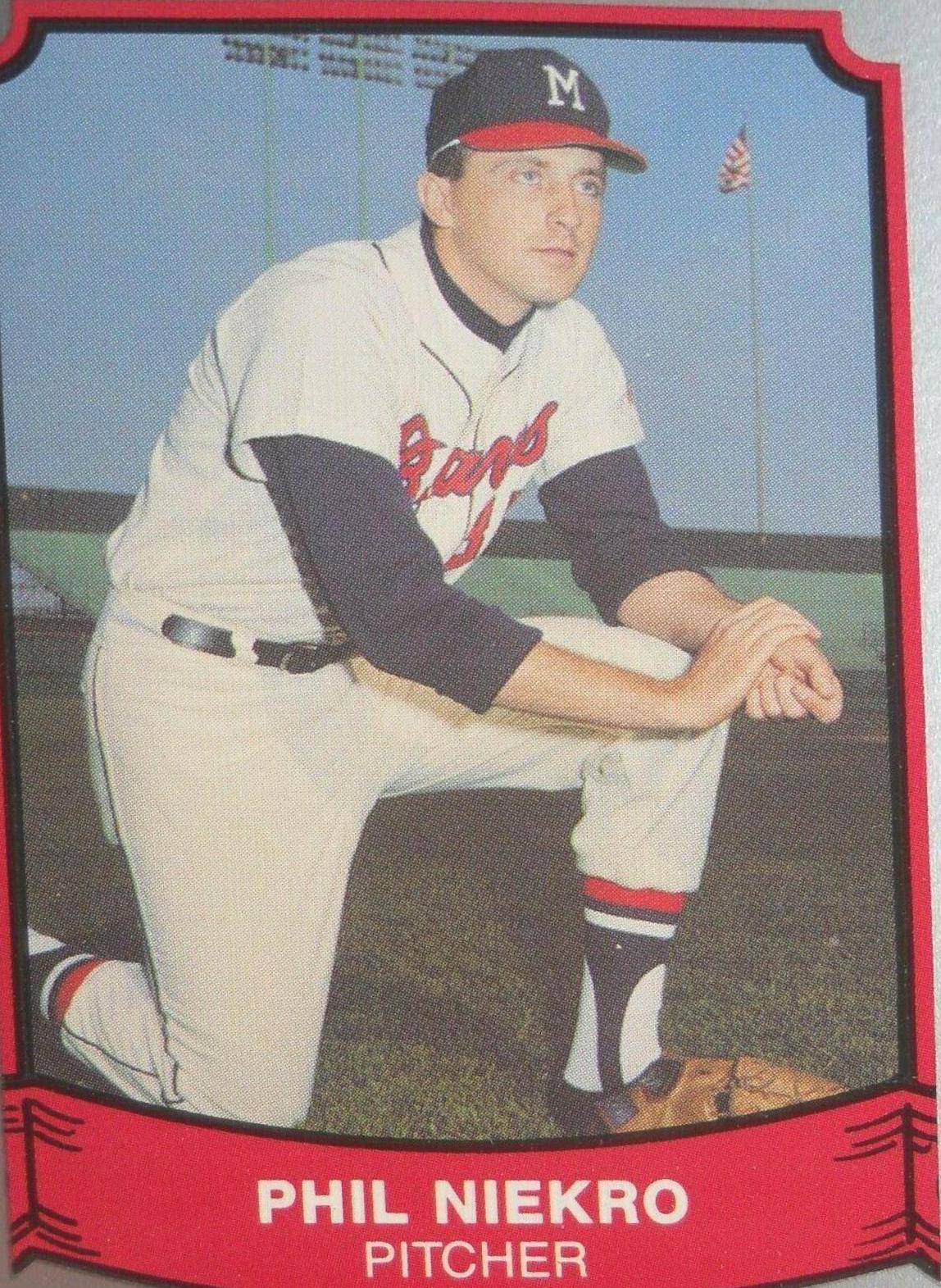 1989 Pacific Legends Phil Niekro #212 card