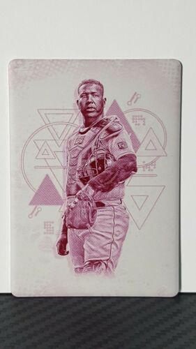 Salvador Perez [Magenta] #8