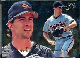 Mike Mussina #6 Baseball Cards 1995 Flair