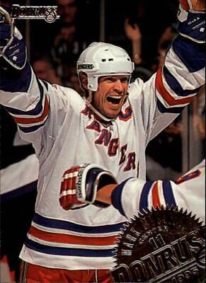 Mark Messier #9 Hockey Cards 1994 Donruss