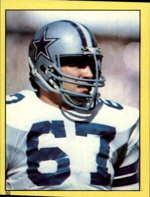 Pat Donovan #32 Football Cards 1982 Topps Stickers