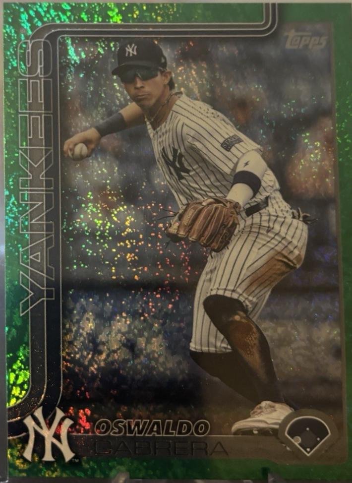 Oswaldo Cabrera [Green Rainbow Foil] #528