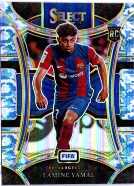 Carte à Collectionner Lamine Yamal - Panini Select FIFA 2023-24 - Camouflage Hiver #27/99 - Notée PSA 9