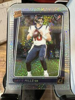 Davis Mills
