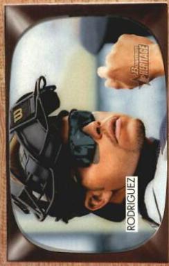 Ivan Rodriguez #35 Baseball Cards 2004 Bowman Heritage