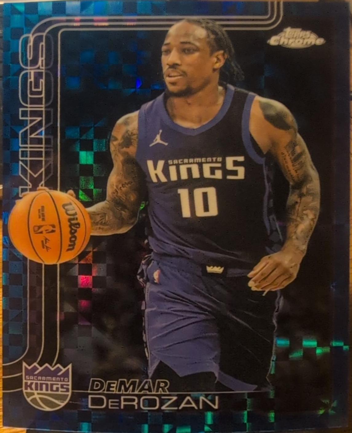 DeMar DeRozan [Blue X-Fractor] #240