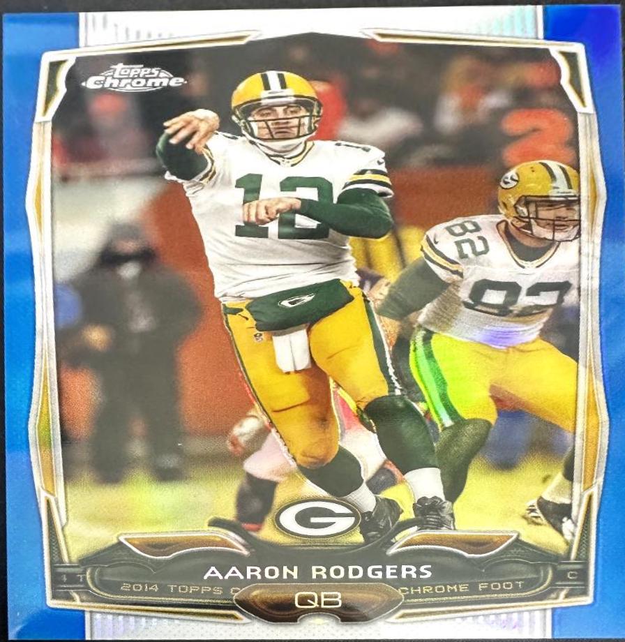 Aaron Rodgers [White Jersey Blue Refractor] #83