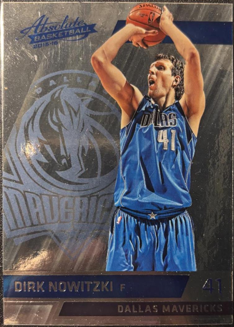 Dirk Nowitzki #12 Basketball Cards 2016 Panini Absolute