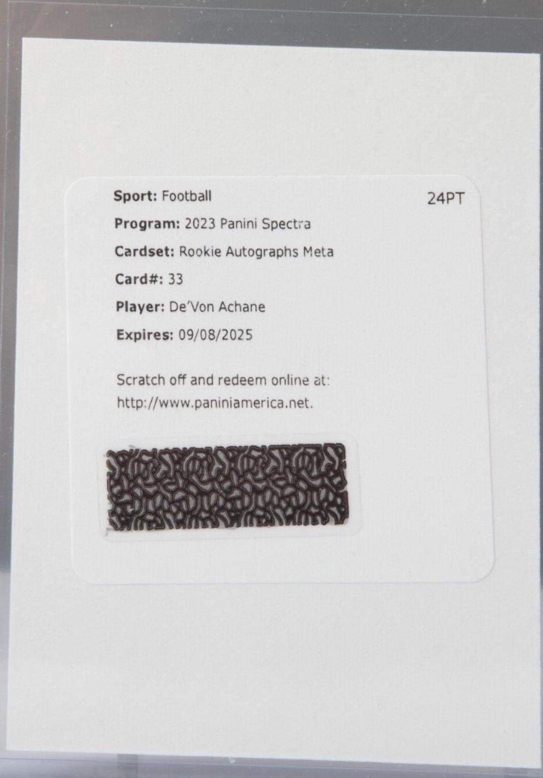 De'Von Achane #33 Football Cards 2023 Panini Spectra Rookie Autograph Meta