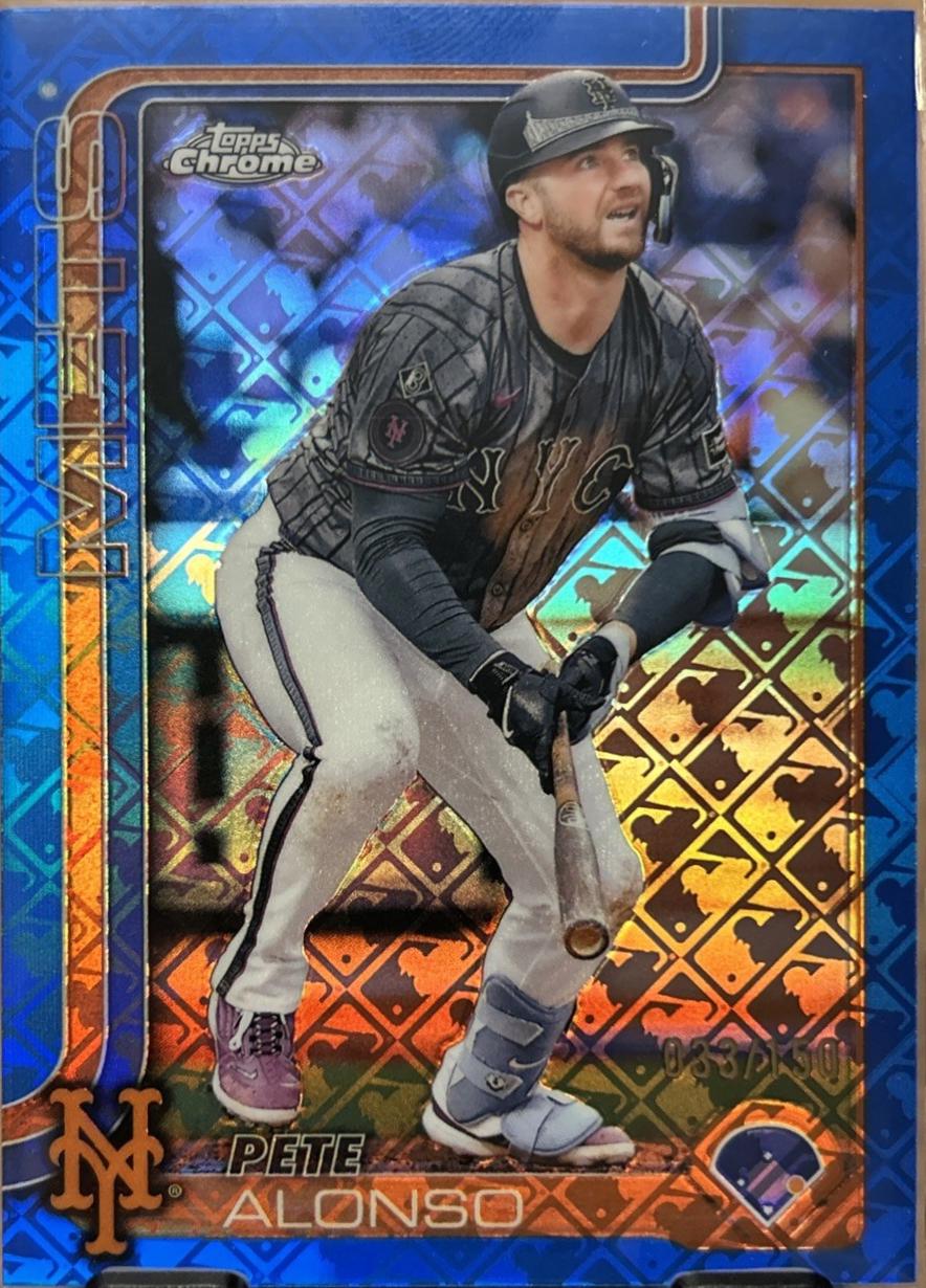 Pete Alonso [Blue Refractor] #136