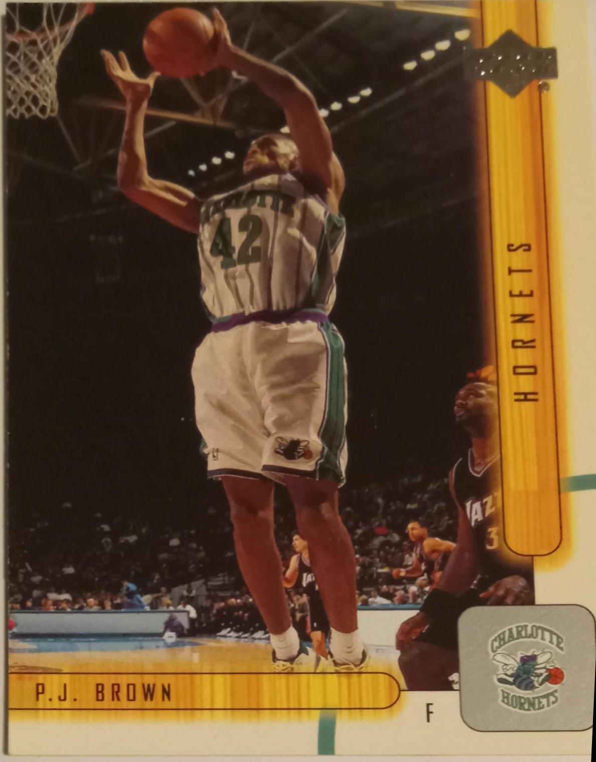 P.J. Brown #15 Basketball Cards 2001 Upper Deck