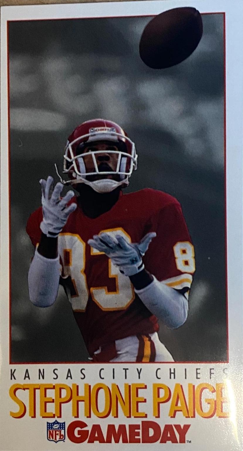 Stephone Paige #45 Football Cards 1992 Fleer Gameday