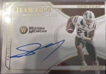 Skyy Moore #TL-SKY Football Cards 2022 Panini National Treasures Collegiate Team Logo Signatures