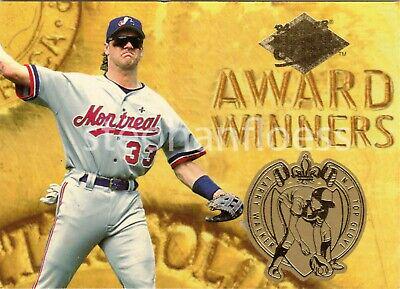 Larry Walker #17 Baseball Cards 1994 Ultra Award Winners