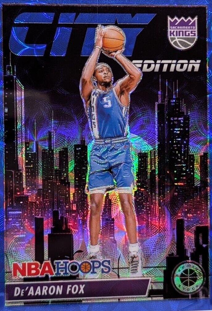 De'Aaron Fox [Premium Blue Prizm] #24