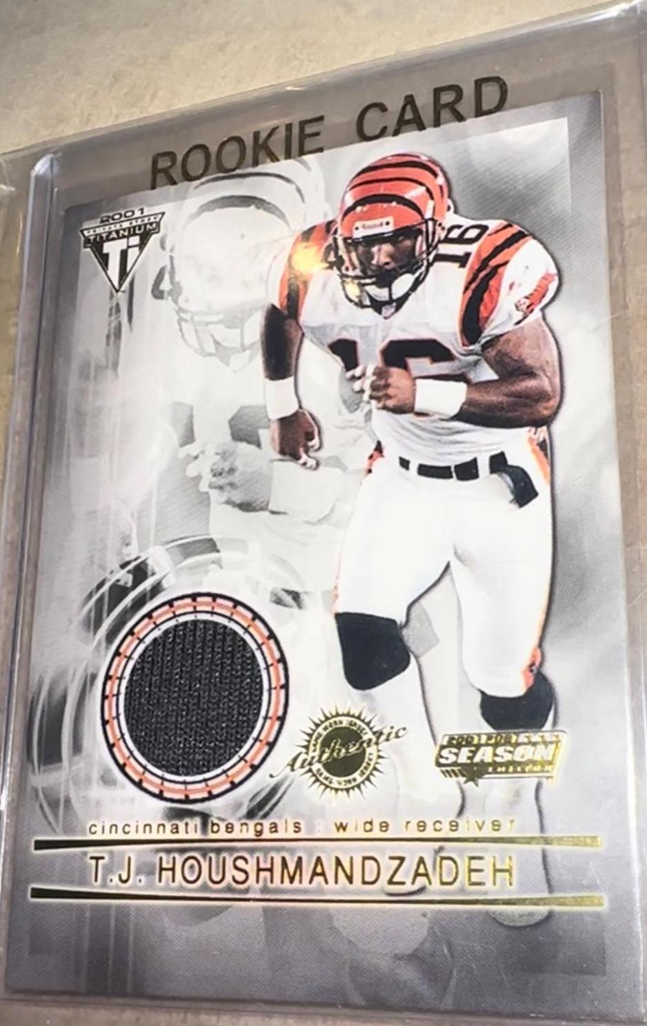 T.J Houshmandzadeh #28 Football Cards 2001 Pacific Private Stock Game Worn Gear