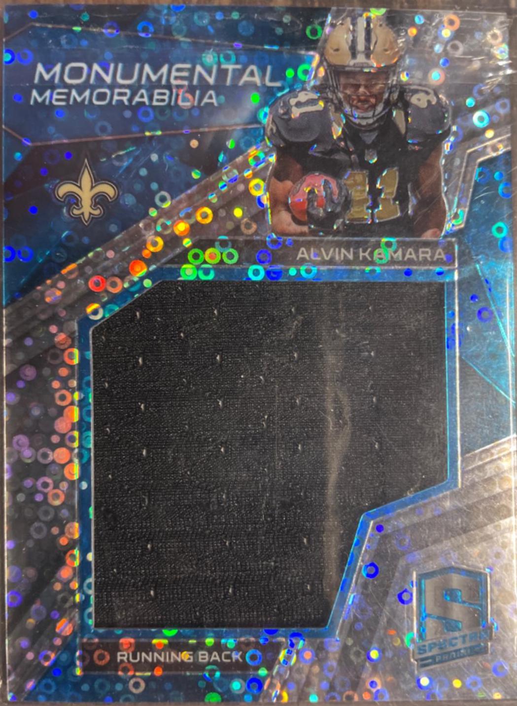 Alvin Kamara #1 Football Cards 2017 Panini Spectra Monumental Memorabilia