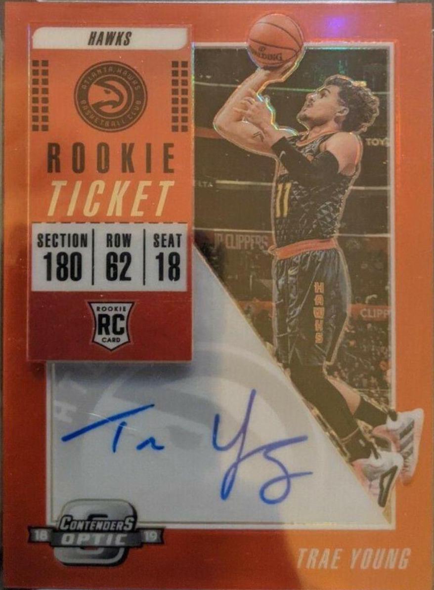 Trae Young [Facing Right Autograph Red] #124