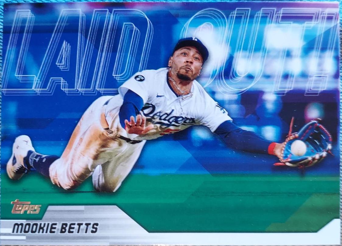 Mookie Betts #LO-4 Baseball Cards 2023 Topps Update Laid Out
