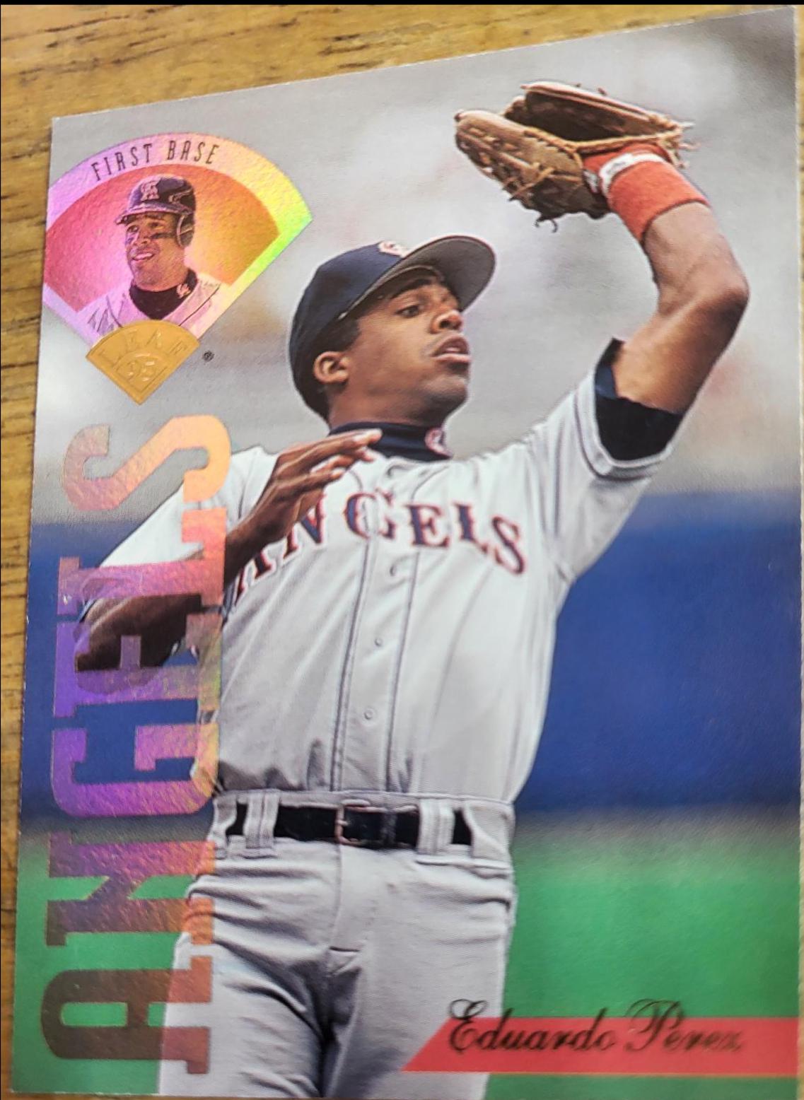 Eduardo Perez #145 Baseball Cards 1995 Leaf