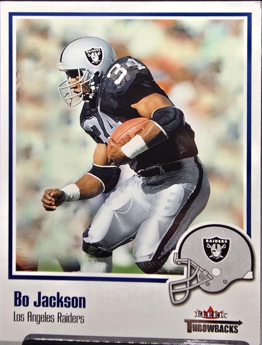 Bo Jackson #9 Football Cards 2002 Fleer Throwbacks