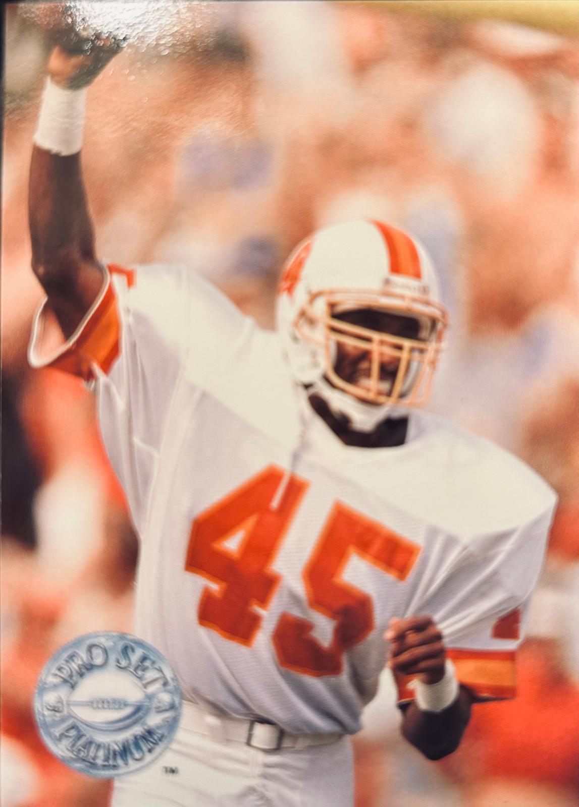Wayne Haddix #120 Football Cards 1991 Pro Set Platinum