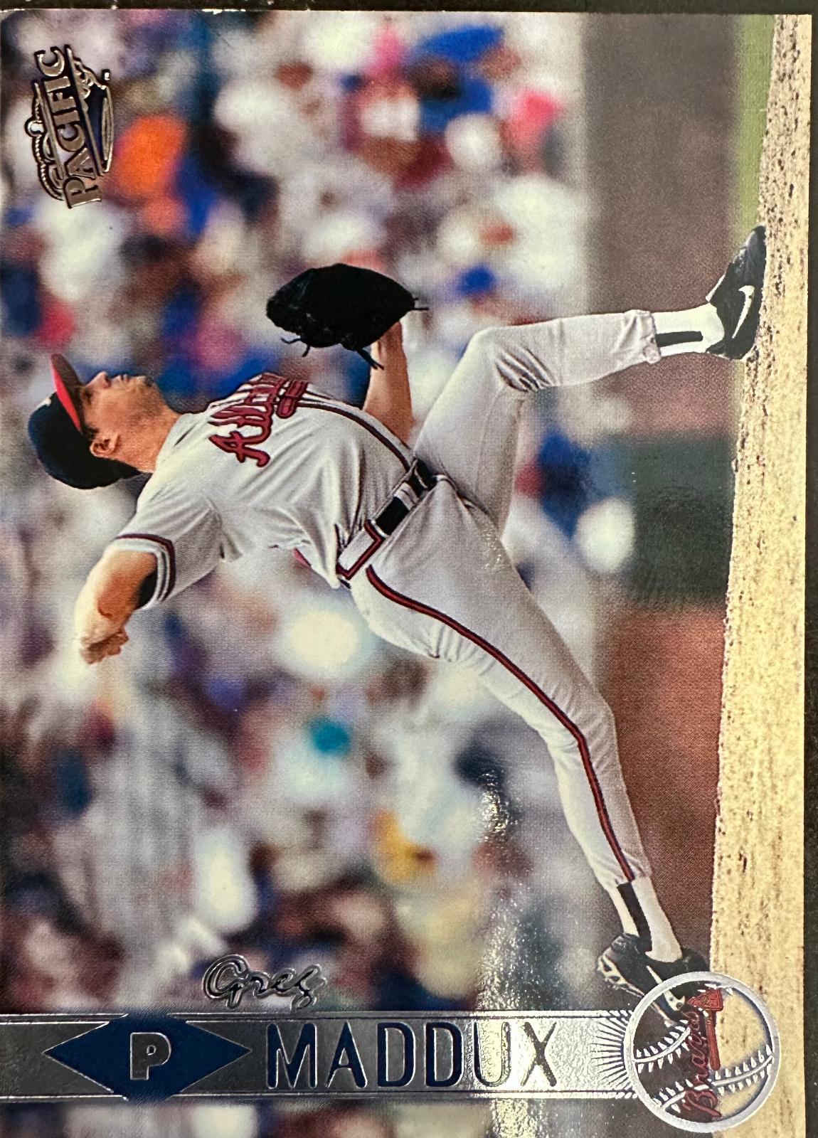 Greg Maddux #36 Baseball Cards 1999 Pacific