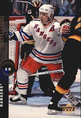 Steve Larmer #40 Hockey Cards 1994 Upper Deck
