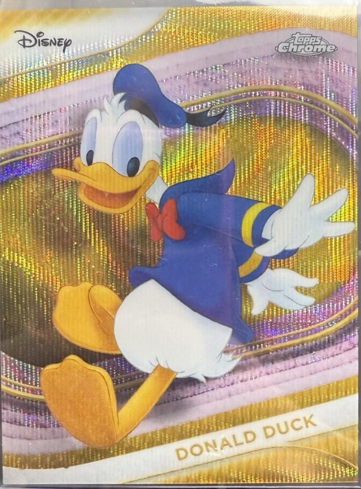Donald Duck [Gold Wave Refractor] #34