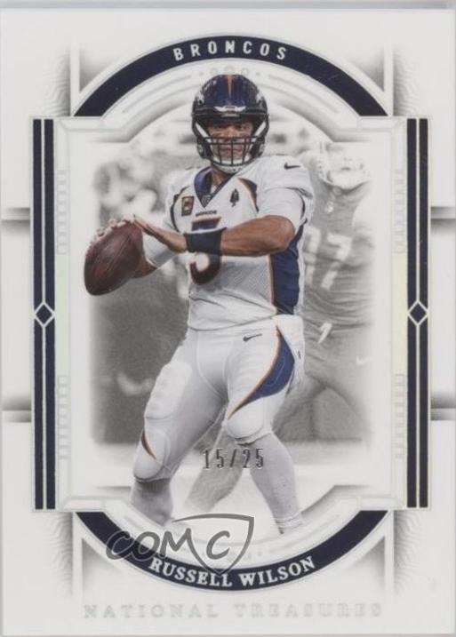 Russell Wilson [Holo Silver] #30