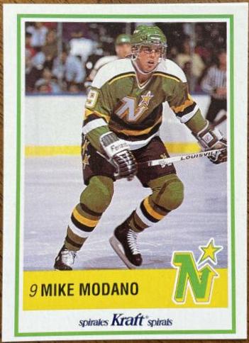 Mike Modano #34 Hockey Cards 1990 Kraft