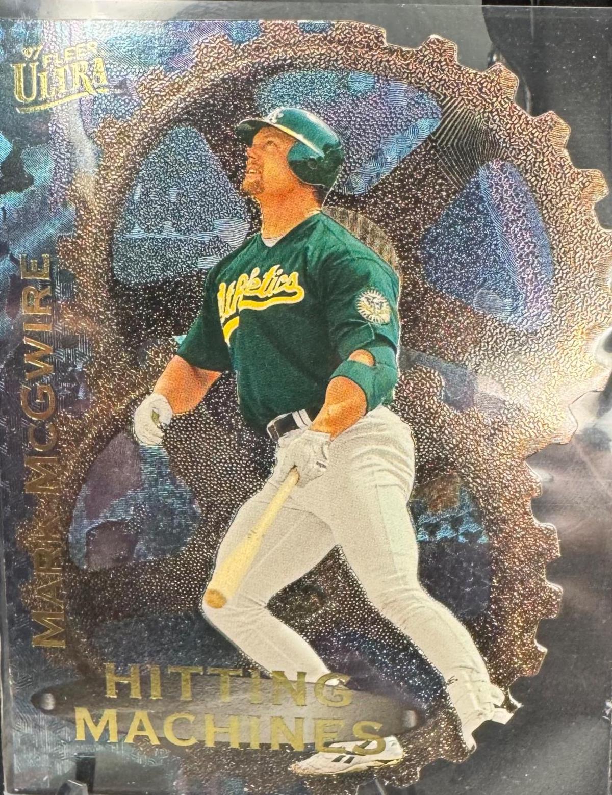Mark McGwire #11 Baseball Cards 1997 Ultra Hitting Machines