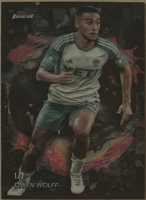Owen Wolff [Black Refractor] #244
